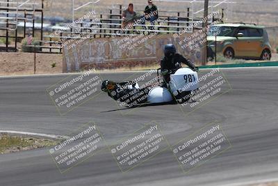 media/Apr-20-2025-AHRMA (Sun) [[393a79c373]]/Race/Group 9/Turn 4b/